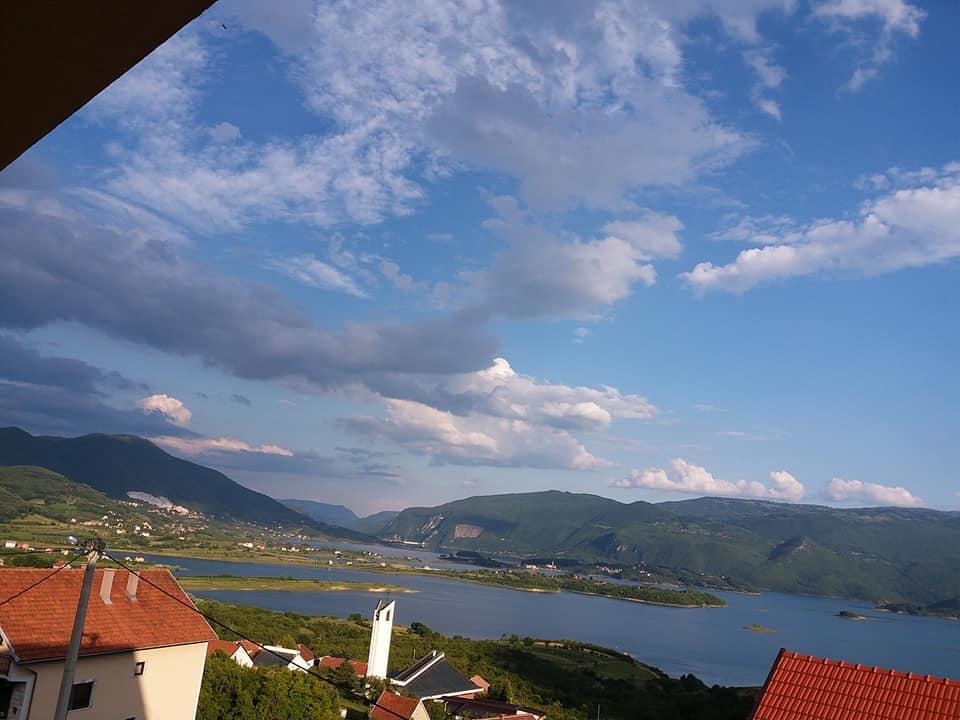 Kuca Za Odmor Sarcevic Prozor Exterior foto