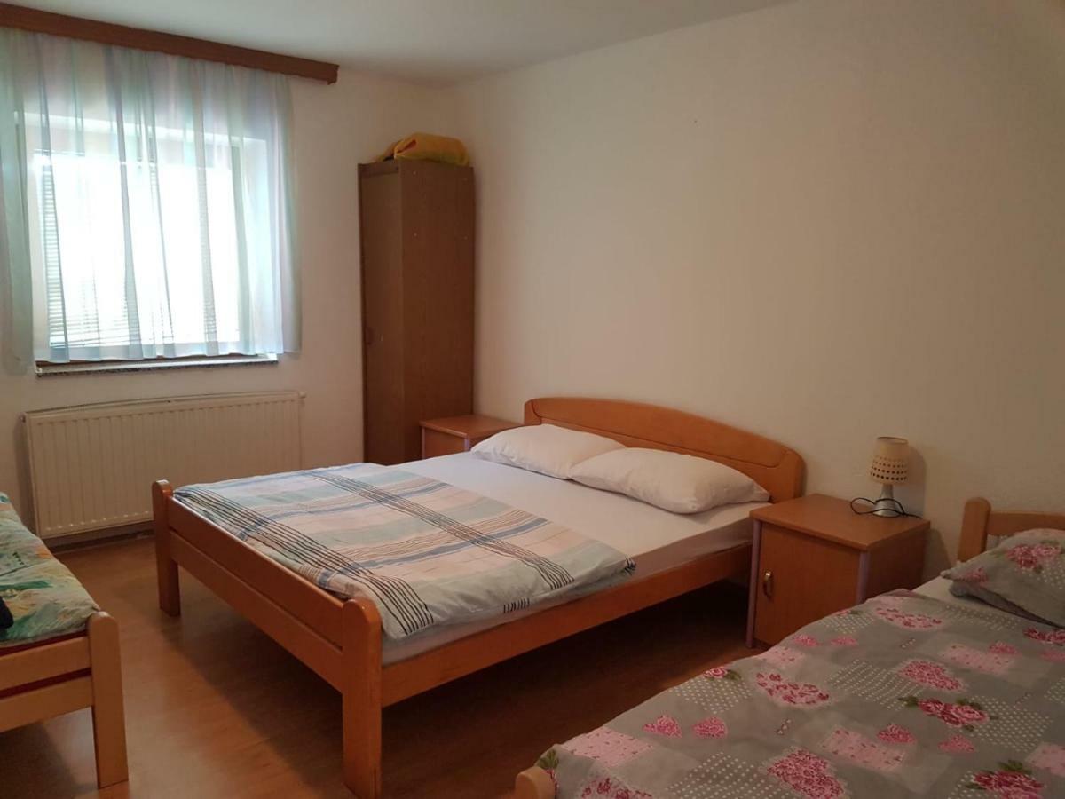 Kuca Za Odmor Sarcevic Prozor Exterior foto